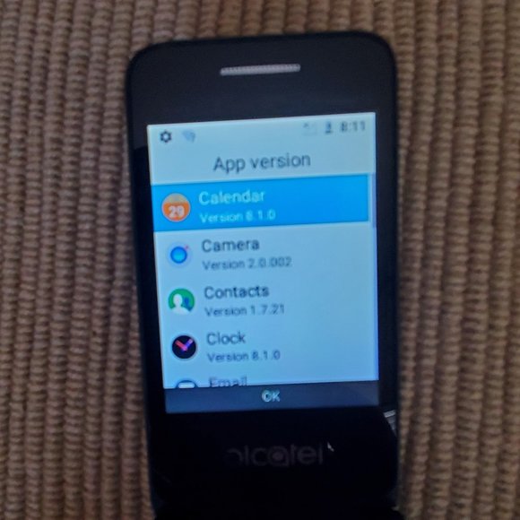 Alcatel Flip Phone - Picture 2 of 8